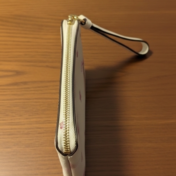 Coach Corner Zip Wristlet Disco Star Print (NWOT) - Picture 7 of 9